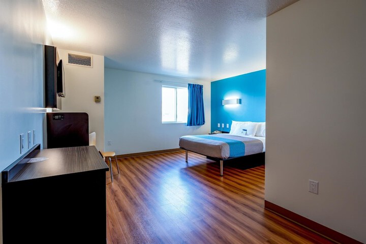 Motel 6 Pottstown PA
