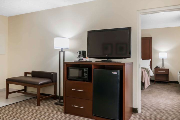Room 16 of 31
