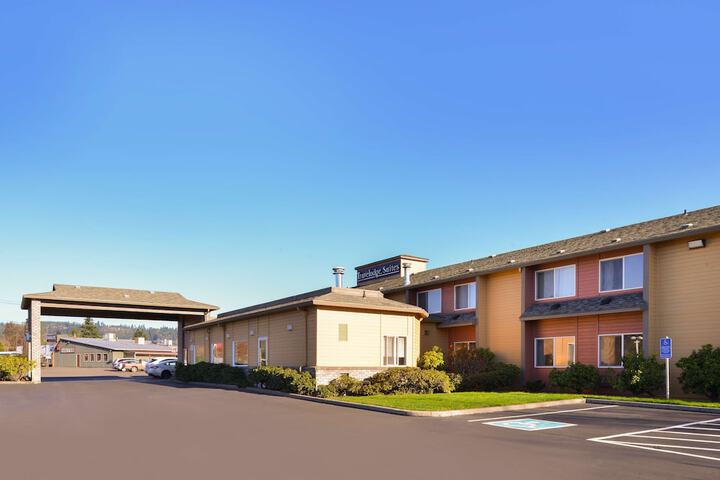 Travelodge Suites by Wyndham Newberg