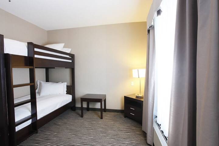 Room 19 of 43