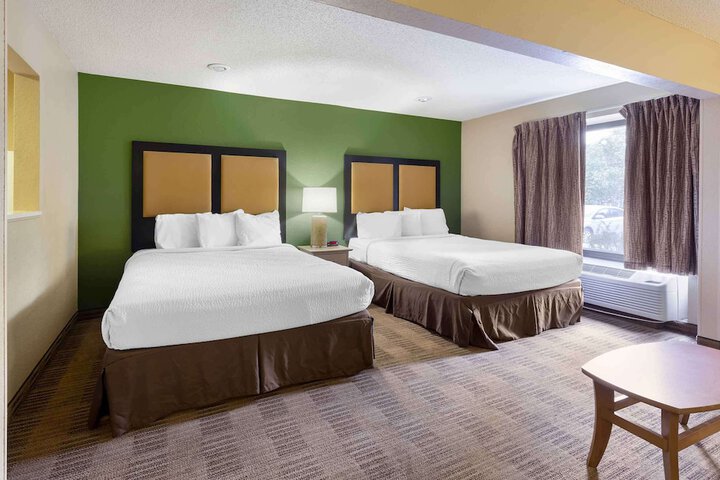 Room 16 of 29