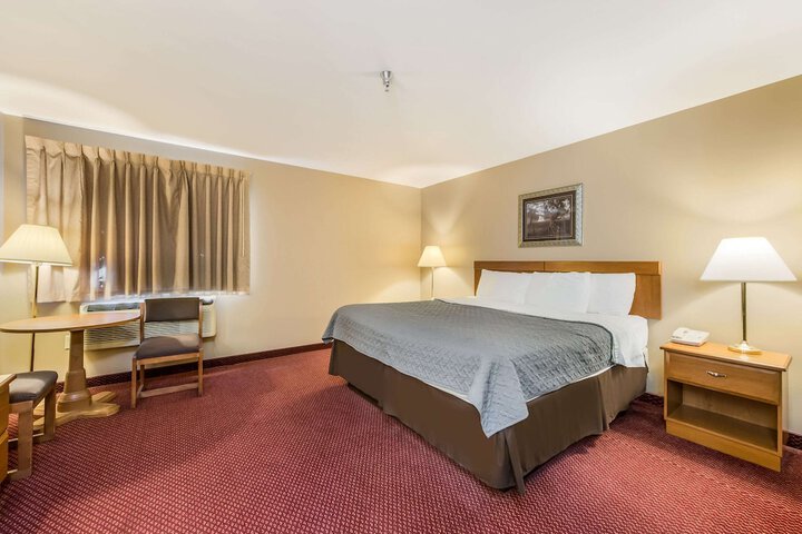 Econo Lodge Rice Lake