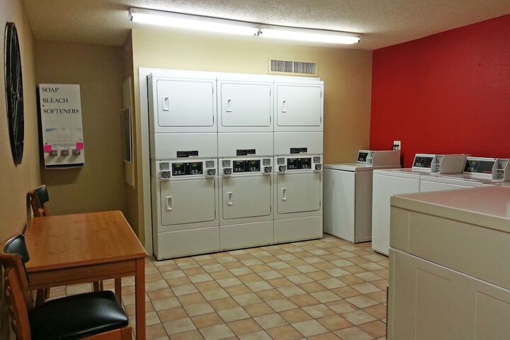 Room 15 of 30