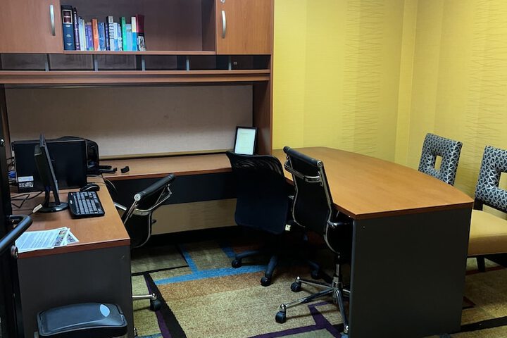 Business Center 27 of 27