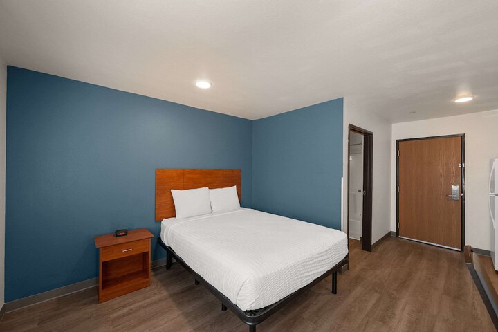 WoodSpring Suites Rockwall-East Dallas