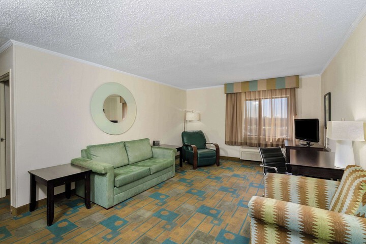 Room 21 of 25