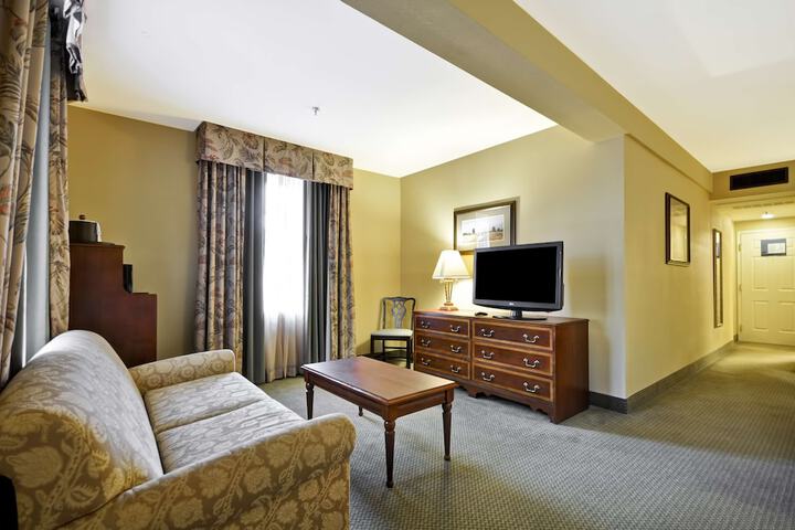 Room 40 of 51