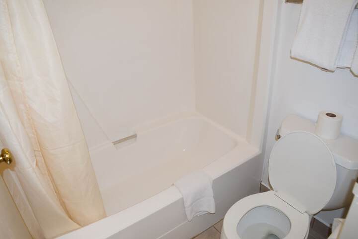 White Oaks Motel Pennsville / Carneys Point