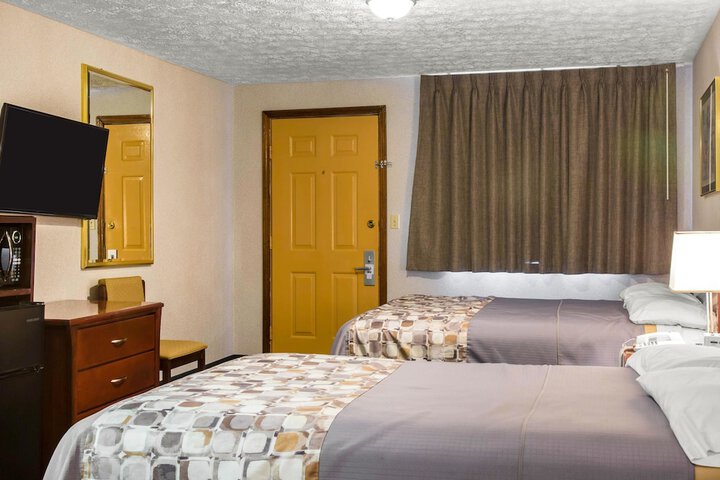 Room 17 of 23