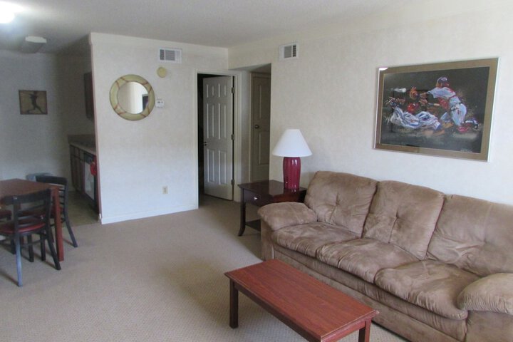 Room 9 of 29