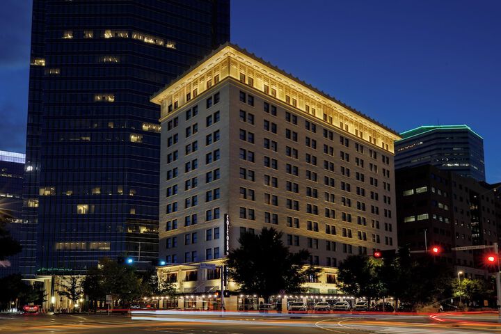 Hotel 6 of 86