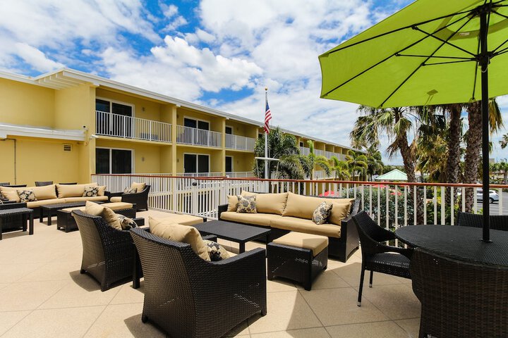 Treasure Island Hotel and Marina