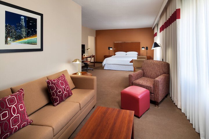 Room 42 of 67