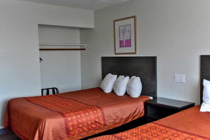 Room 25 of 55