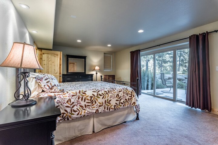 Pineview Lodge