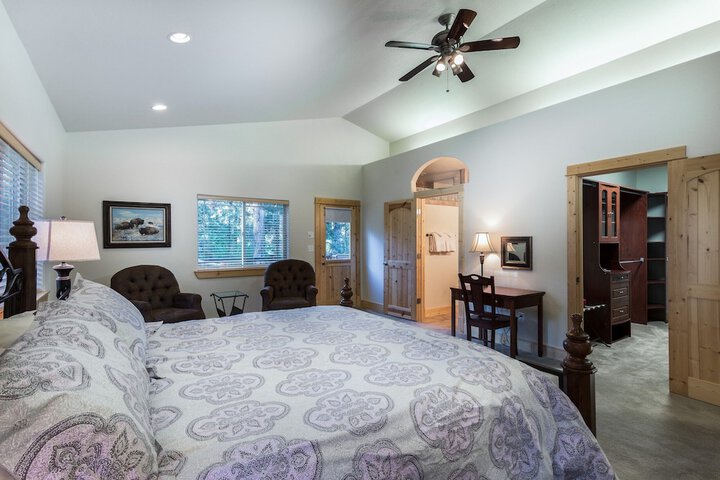 Pineview Lodge