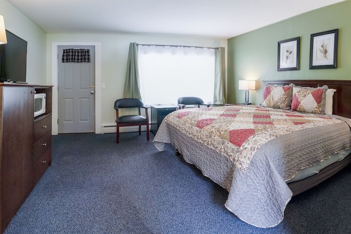 Room 27 of 35