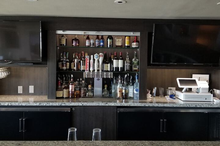 Best Western Plus Bayside Hotel