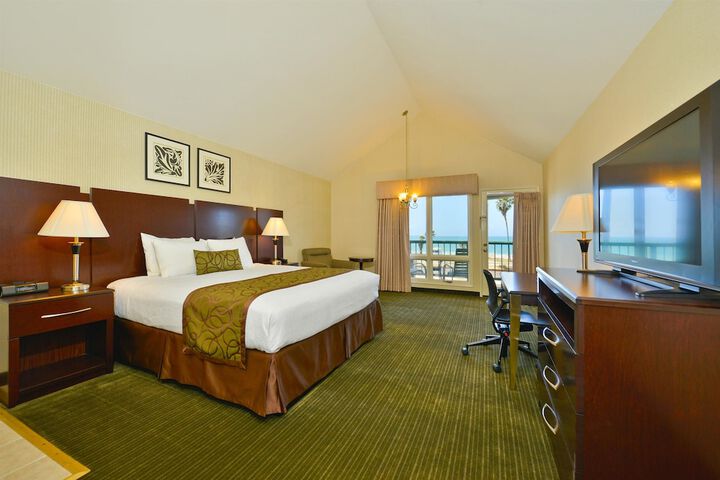 Room 18 of 29