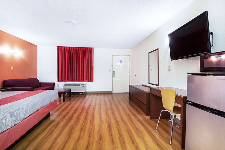 Room 21 of 30