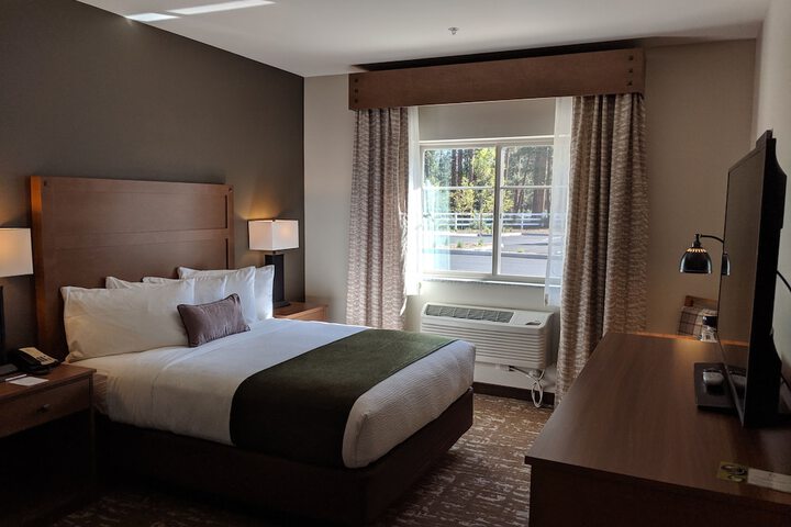 Room 20 of 33