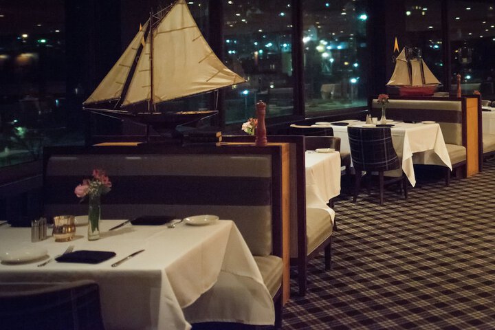 Dining 38 of 54
