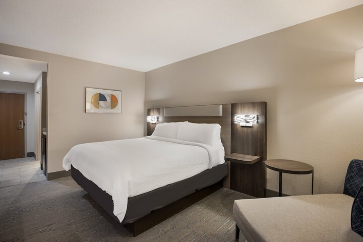 Holiday Inn Express Hotel & Suites PERRY by IHG