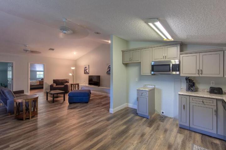 Lake Side Loft Appt