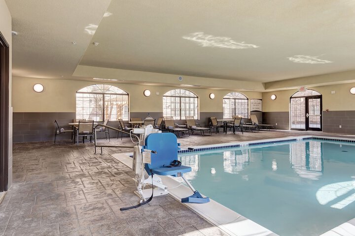 Staybridge Suites St. Louis - Westport by IHG