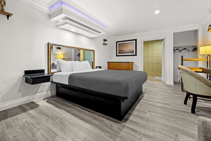 Room 41 of 58
