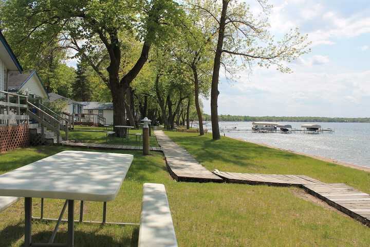 Viking Bay Resort & Lodge