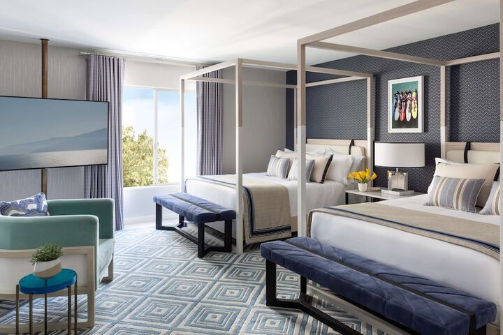 Room 43 of 103