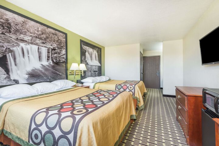 Room 6 of 23