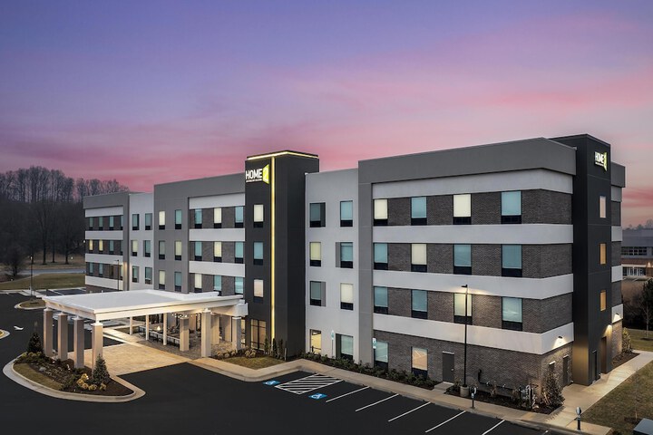 Home2 Suites by Hilton Ashburn Va