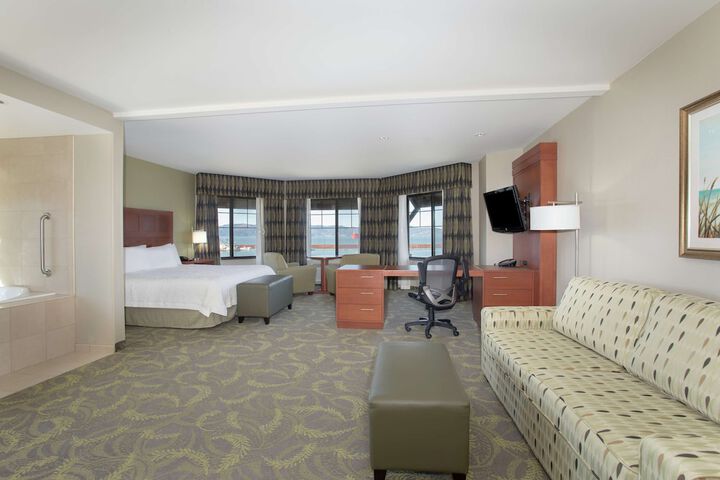 Room 72 of 80