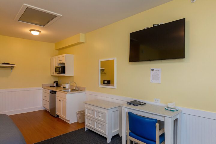 Topsail Shores Inn