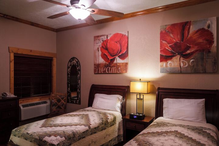 Room 52 of 82
