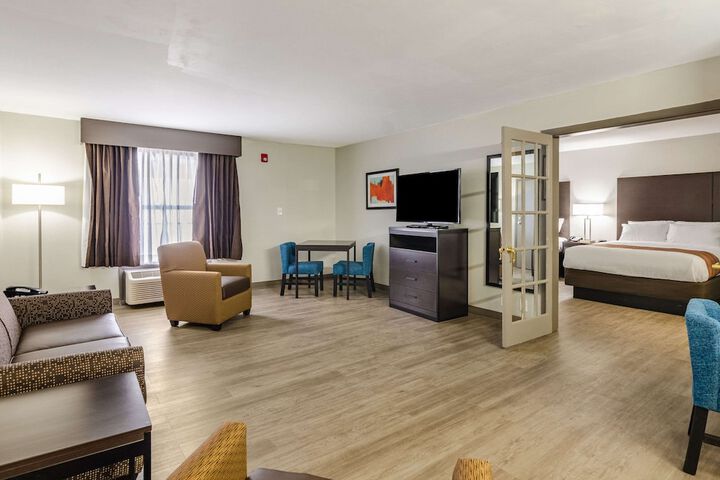 Room 38 of 46