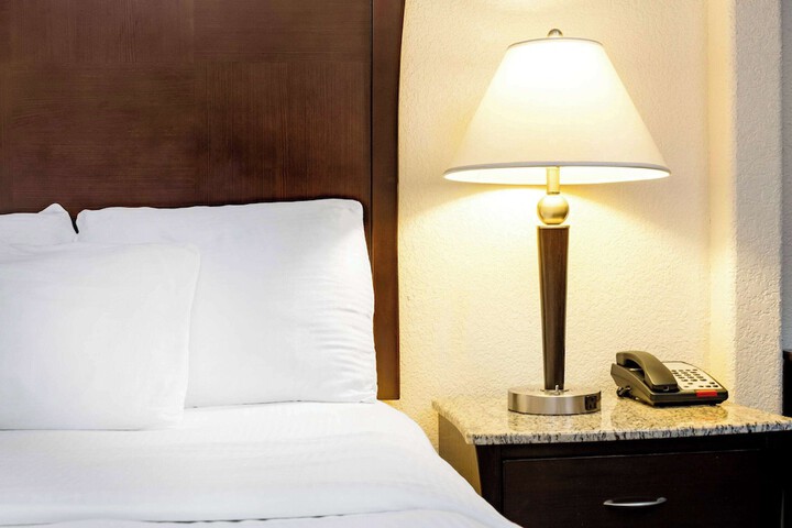 Room 21 of 44