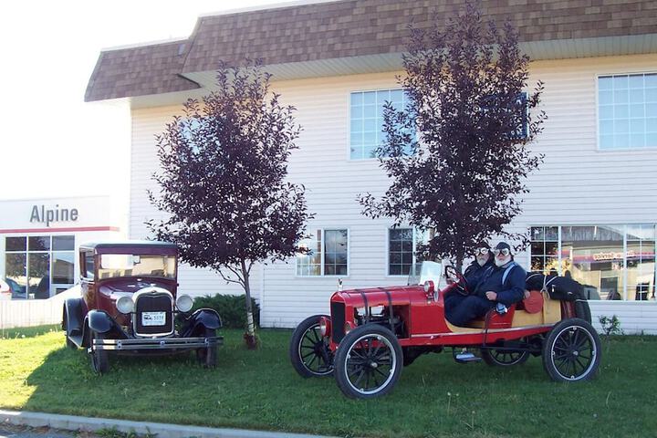 Model a Inn