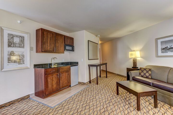 Room 22 of 42