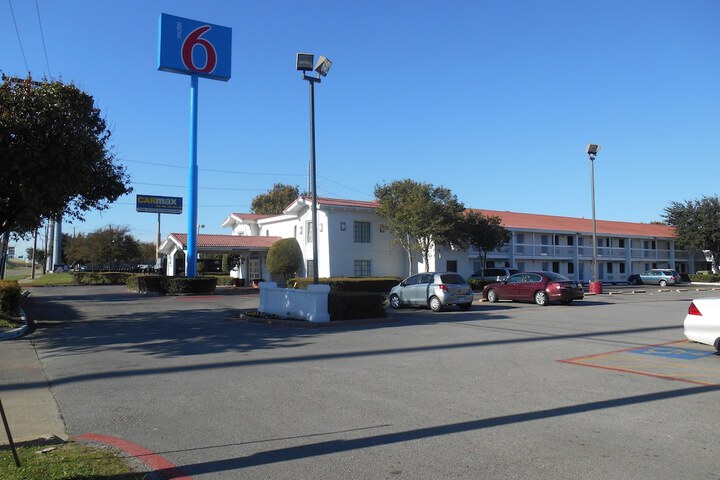 Motel 6 Garland TX - Northeast Dallas
