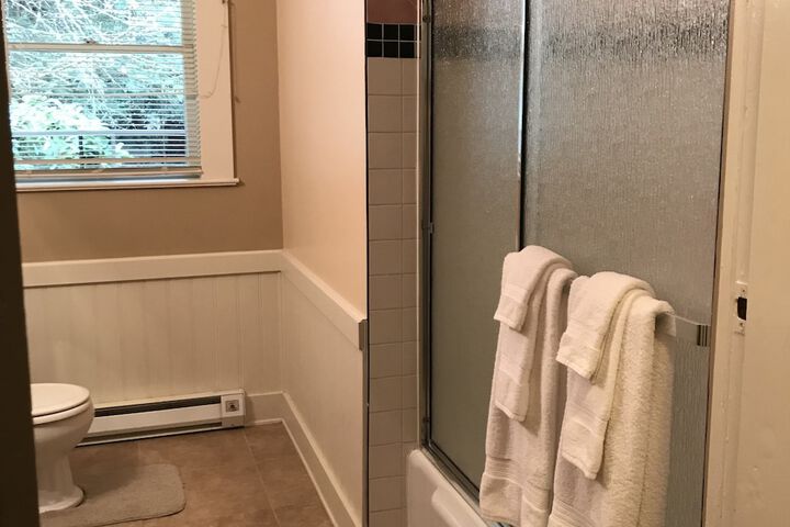 Room 72 of 114