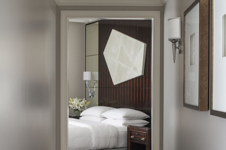 Room 31 of 126
