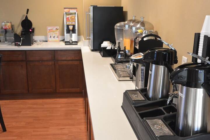 Breakfast/Coffee Service 57 of 60