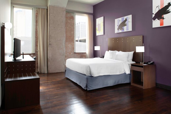 Room 16 of 24