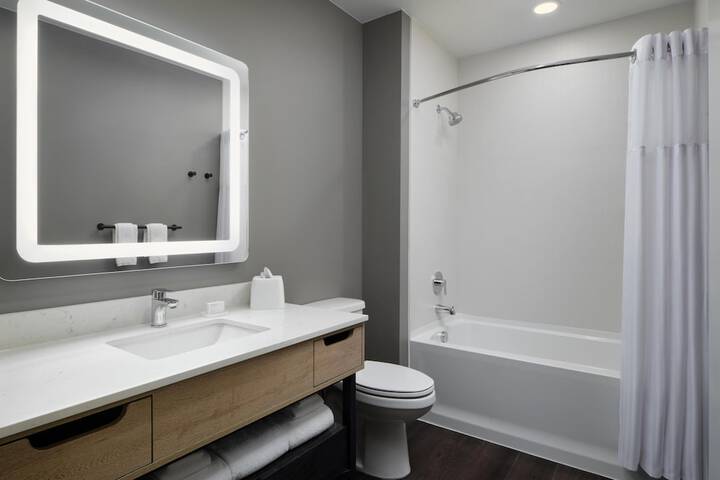 LivSmart Studios by Hilton Tullahoma