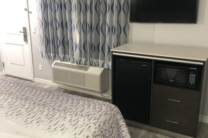Room 10 of 31