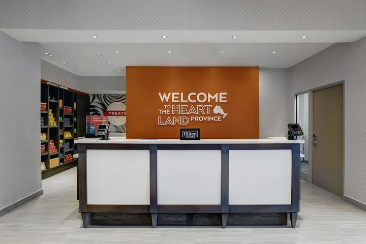 Hampton Inn & Suites by Hilton Belleville