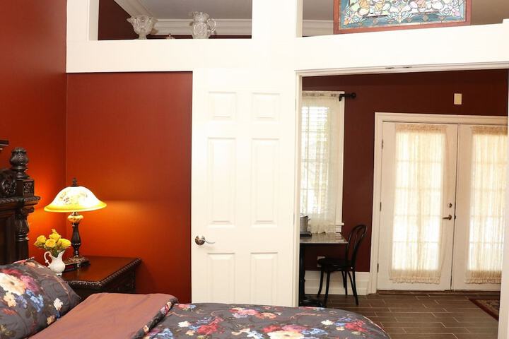 Room 22 of 116
